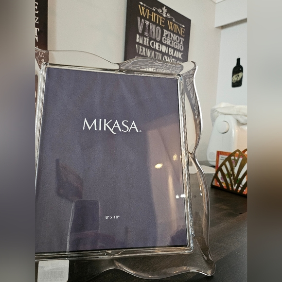 Mikasa Crystal 8x10 Picture frame - Picture 2 of 5